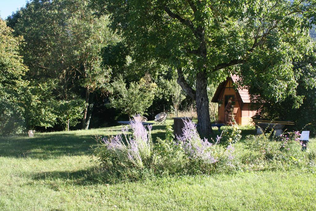 Chambre D'Hotes La Romarine Barnave Buitenkant foto