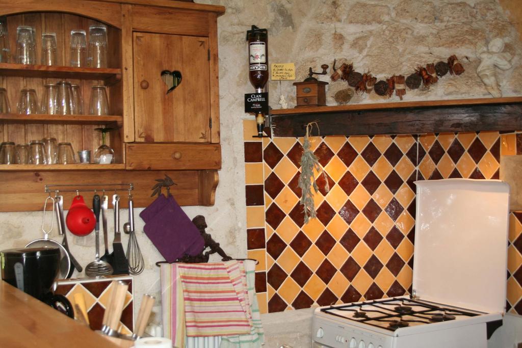 Chambre D'Hotes La Romarine Barnave Buitenkant foto